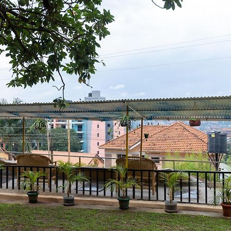 Luxury Acacia Villa With Kampala'S Best View Екстериор снимка