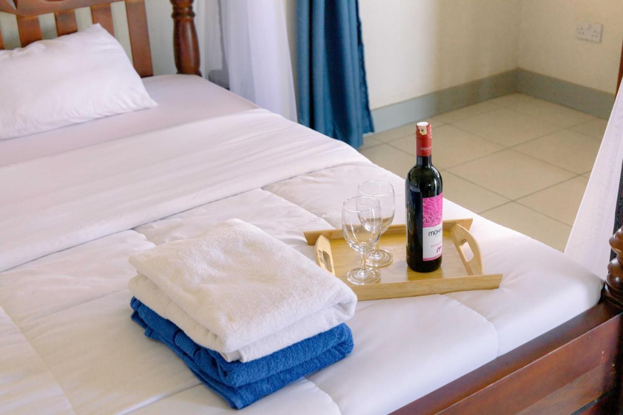 Luxury Acacia Villa With Kampala'S Best View Екстериор снимка