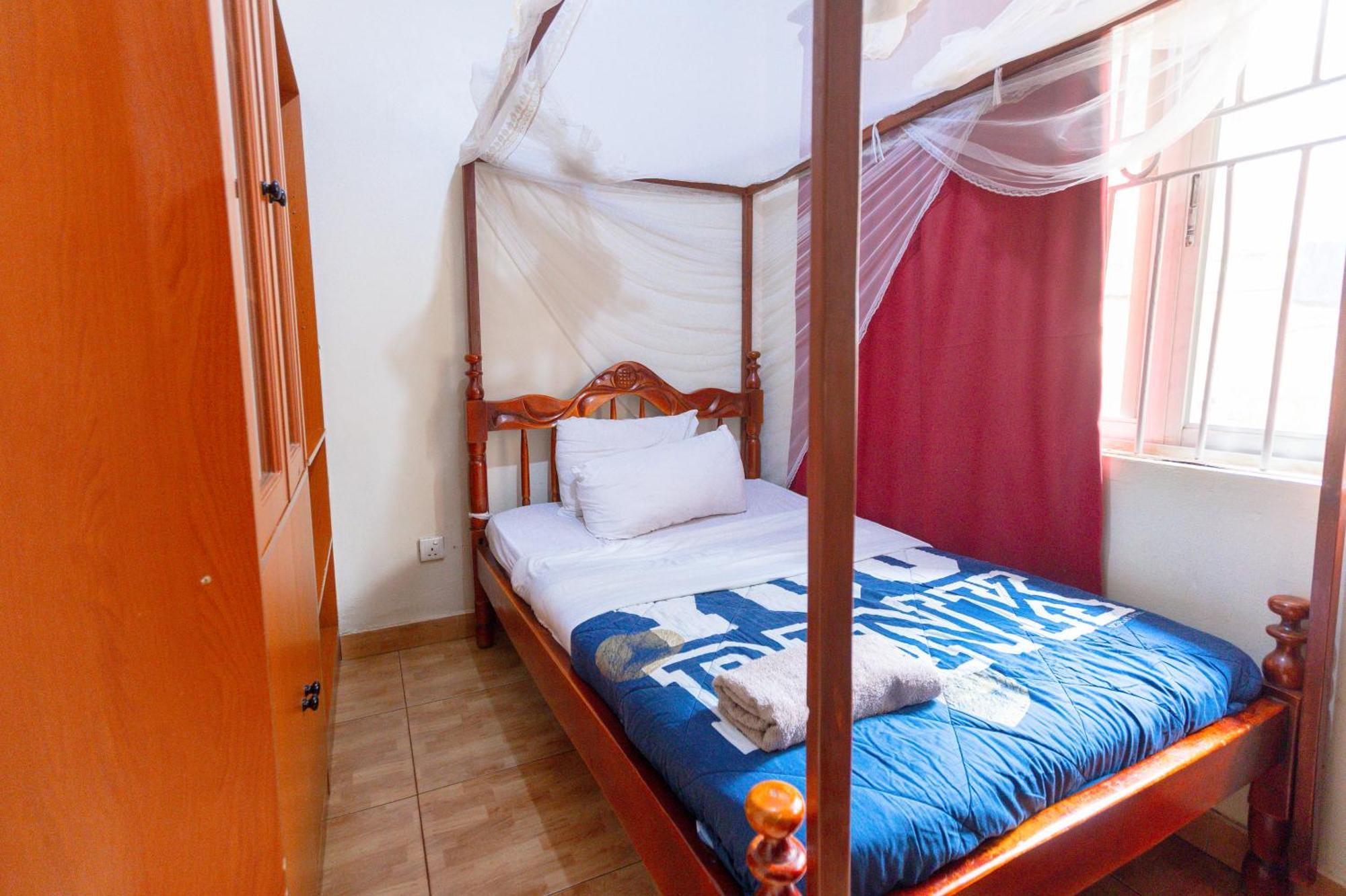Luxury Acacia Villa With Kampala'S Best View Екстериор снимка